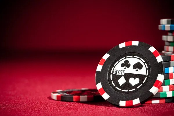 European Roulette betting layout showing number grid and outside bets